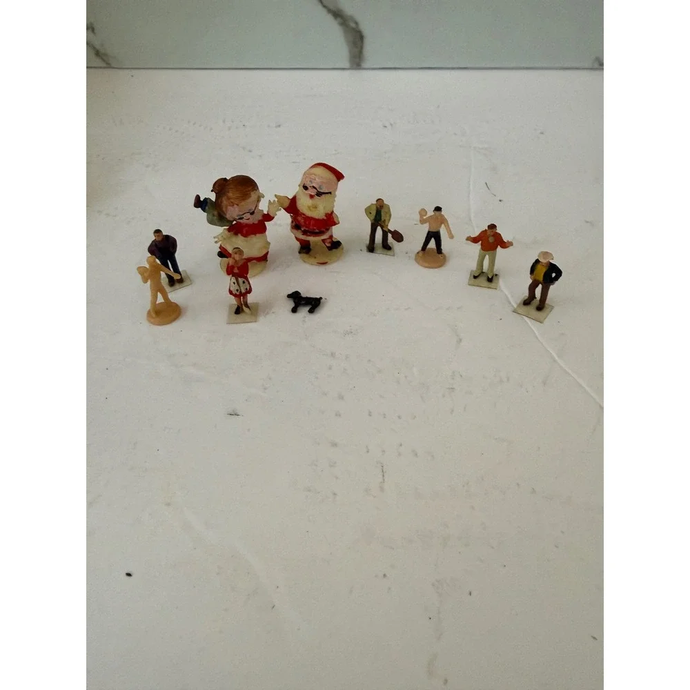 Vintage Miniature Plastic Figurines Lot Santa Mrs Claus Townspeople Animals